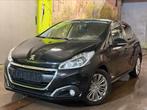 Peugeot 208 1.2 puretech 142.000km GT LINE, Auto's, Peugeot, Voorwielaandrijving, Euro 5, Stof, Zwart