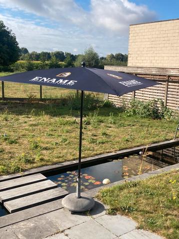 Parasol Ename brouwerij Roman beschikbaar voor biedingen