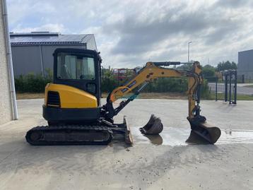 Bobcat E35 minigraafmachine - 2016 - 3356h - 2 bakken - Airc beschikbaar voor biedingen