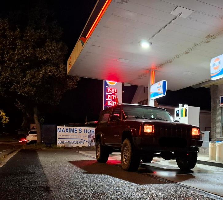 Jeep xj 2.5i topstaat, Autos, Jeep, Particulier, Cherokee, 4x4, LPG, Boîte manuelle, Rouge, Quatre roues motrices / 4X4, Enlèvement