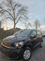 PEUGEOT PARTNER 3ZIT 8TRAPS AUTOMAAT/NAVI-PDC-CRUIS-TREKHAAK, Auto's, Stof, Euro 6, 4 cilinders, Zwart