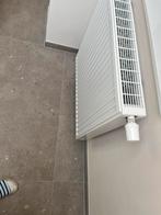 Radiateur HENRAD 71x70x9 Henrad, Ophalen, Zo goed als nieuw, Radiator