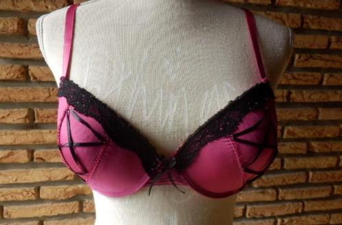 (31) -soutien gorge femme t.90b noir et rose, Kleding | Dames, Ondergoed en Lingerie, BH, Roze, Ophalen of Verzenden