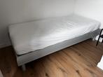 Eenpersoonsbed met matras + donsdeken, Huis en Inrichting, Ophalen, Gebruikt