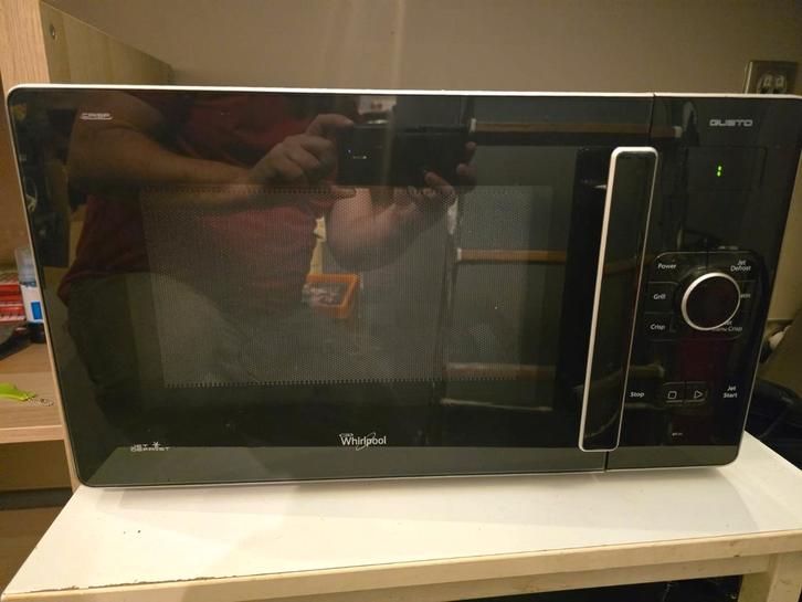 Whirlpool GT285/SL Magnetron Grill Crisp, Elektronische apparatuur, Microgolfovens, Zo goed als nieuw, Crisp, Grill, Draaiplateau