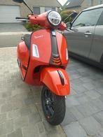 ZOEK te koop vespa gts 300 oranje, Motoren, Ophalen