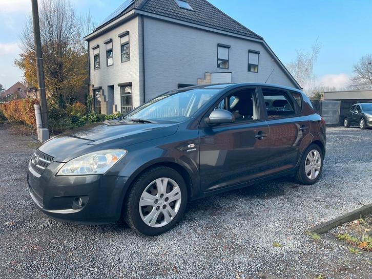 Kia Ceed / cee'd 1.6 CRDi,Airco,5 deurs,..., Auto's, Kia, Particulier, Te koop, (Pro) Cee d, ABS, Airbags, Airconditioning, Electronic Stability Program (ESP)