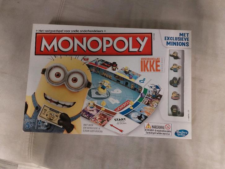 MONOPOLY, Hobby en Vrije tijd, Gezelschapsspellen | Bordspellen, Zo goed als nieuw, Vijf spelers of meer, Ophalen of Verzenden
