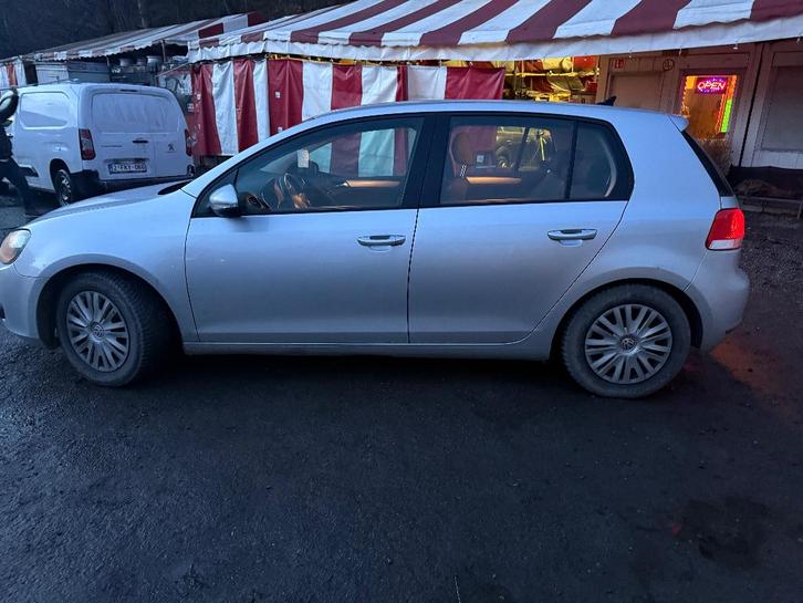 vw golf 6 1.6tdi 77kw airco, Auto's, Volkswagen, Particulier, Golf, Achteruitrijcamera, Airbags, Airconditioning, Bluetooth, Boordcomputer