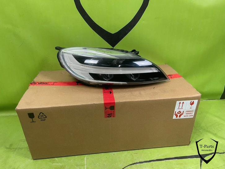 volvo v40 koplamp rechts 31420448 lamp, Auto-onderdelen, Verlichting, Volvo, Gebruikt