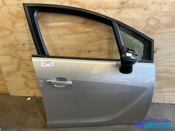 OPEL MERIVA B Zilver Z157 Rechts voor deur portier 2010-2017 beschikbaar voor biedingen