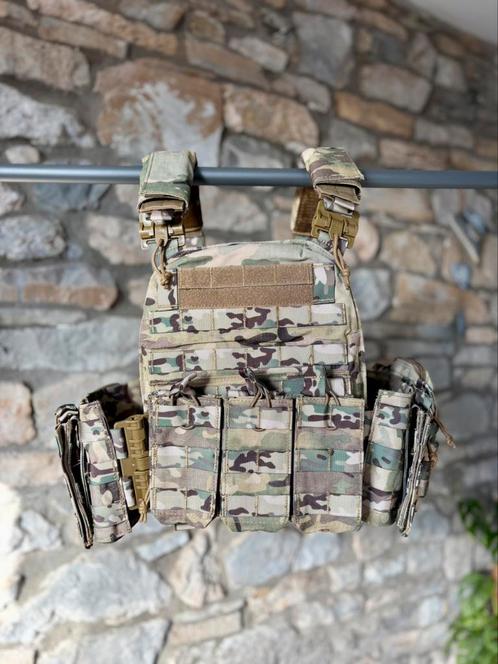 Nieuw tactisch vest met meerdere camera's, Verzamelen, Militaria | Algemeen, Landmacht, Ophalen of Verzenden