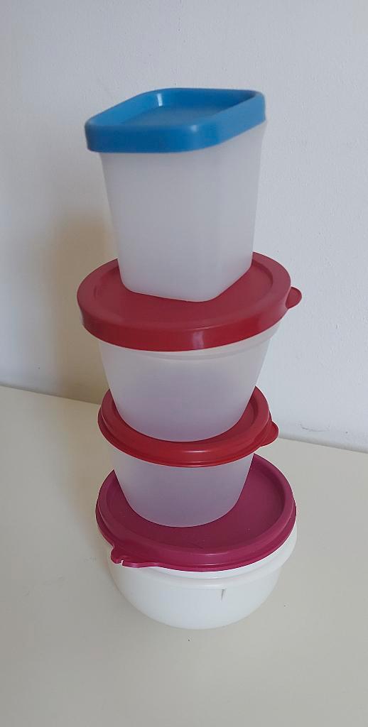 4 petits pots Tupperware, Maison & Meubles, Cuisine| Tupperware, Utilisé, Récipient ou Bol, Bleu, Blanc, Rouge, Enlèvement