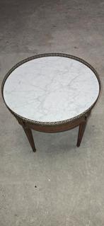 Table d'appoint de style Louis XVI, Maison & Meubles, Tables | Tables d'appoint, Louis XVI, Rond, 45 à 60 cm, Enlèvement