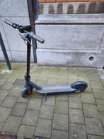 Electrische step Ninebot  g30 max snelheid 30km/h, Fietsen en Brommers, Steps, Ophalen of Verzenden, Zo goed als nieuw