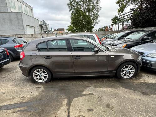 Export Auto onderdelen polo BMW  KiA, Auto's, BMW, Bedrijf, Te koop, 1 Reeks, Benzine, Euro 4, 5 deurs, Handgeschakeld, Zwart