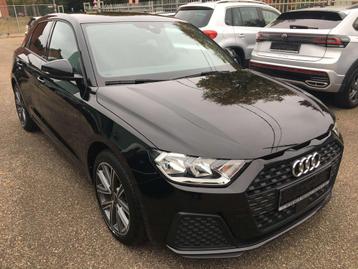 Audi A1 A1 25 TFSI Sportback S tronic S line benzine beschikbaar voor biedingen