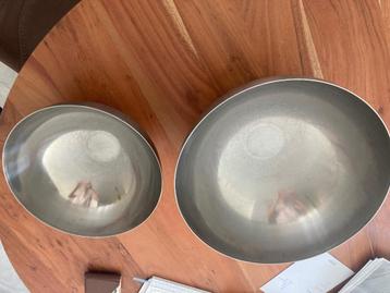 Mengkom beschikbaar voor biedingen