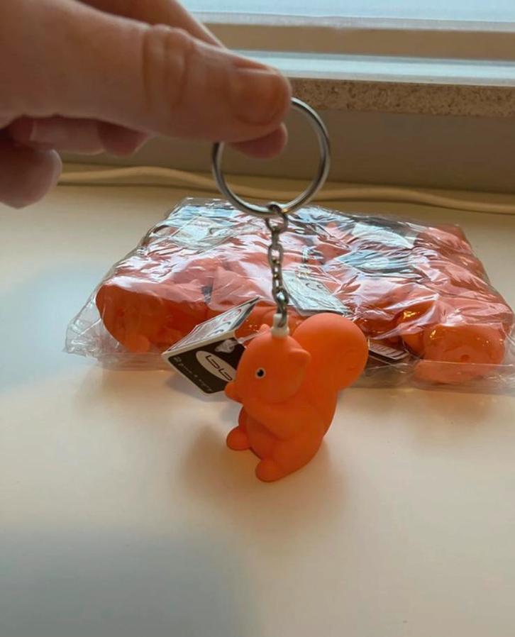 Grote sleutelhangers eekhoorn oranje nieuw, Kinderen en Baby's, Kraamcadeaus en Geboorteborden, Nieuw, Ophalen of Verzenden