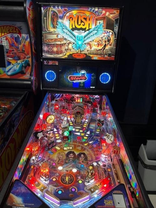 Flipperkast RUSH PRo (Stern, 2022), Verzamelen, Automaten | Flipperkasten, Zo goed als nieuw, Dot-matrix, Flipperkast, Stern, Ophalen of Verzenden