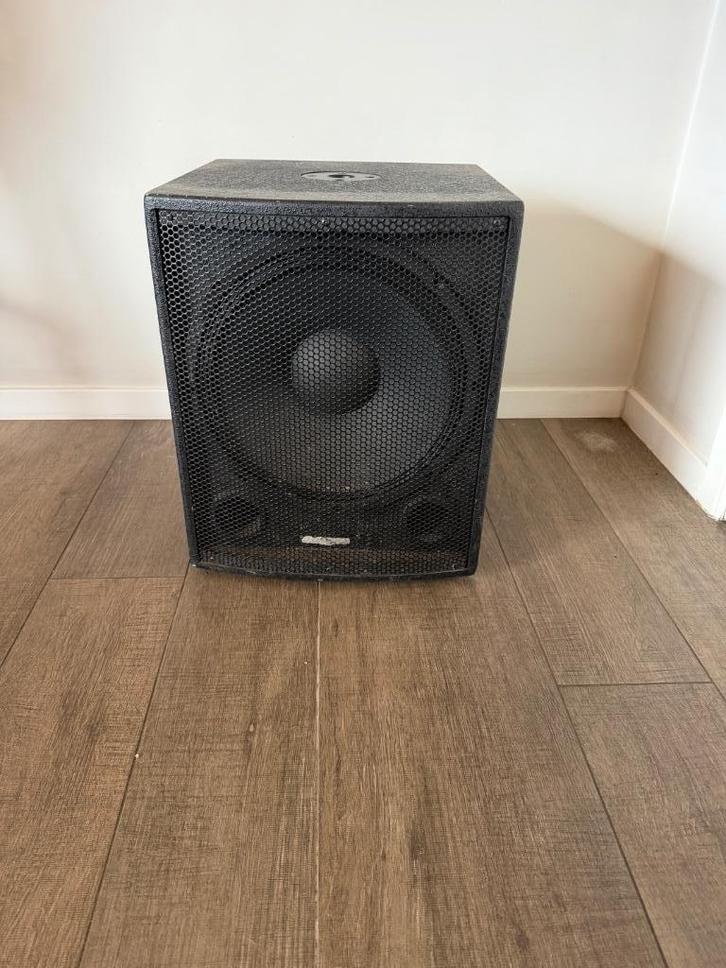 Caisson de basses amplifié Ibiza Sound CLUB15A-SUB –, Audio, Tv en Foto, Luidsprekerboxen, Gebruikt, Subwoofer, 120 watt of meer