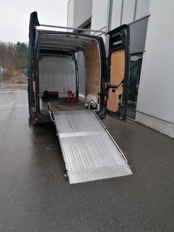 Alu oprijbrug  beschikbaar voor biedingen