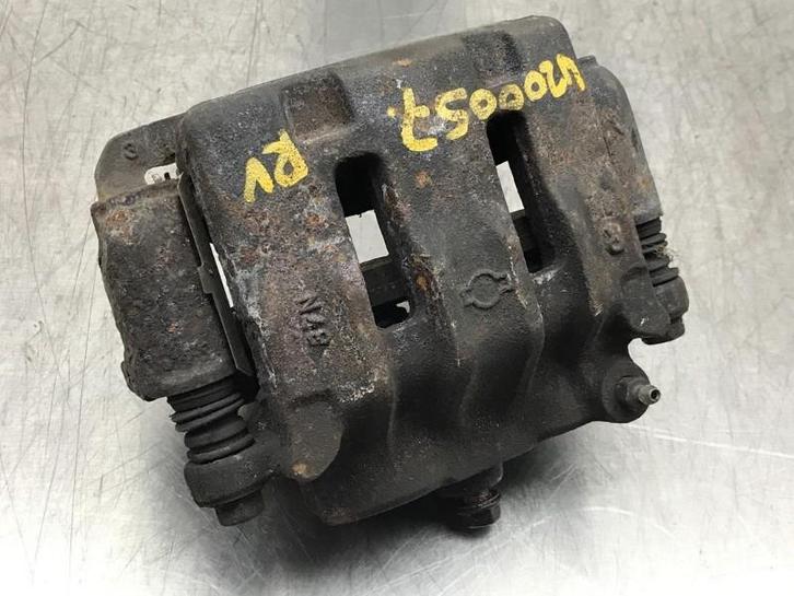 REMKLAUW RECHTS VOOR ABS Nissan Maxima QX (CA33), Auto-onderdelen, Remmen en Aandrijving, Nissan, Gebruikt