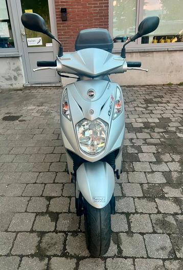 Scooter Sym Orbit 2 Klasse A Nieuwstaat!, Fietsen en Brommers, Ophalen, Klasse A (25 km/u), Zo goed als nieuw, Benzine