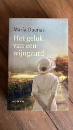 María Dueñas - Het geluk van een wijngaard, Ophalen of Verzenden, Zo goed als nieuw, María Dueñas