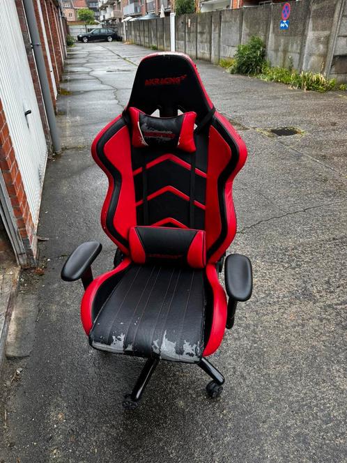 Ergonomische gamingstoel in goede staat (zie foto’s), Huis en Inrichting, Bureaustoelen, Zo goed als nieuw, Rood, Ophalen