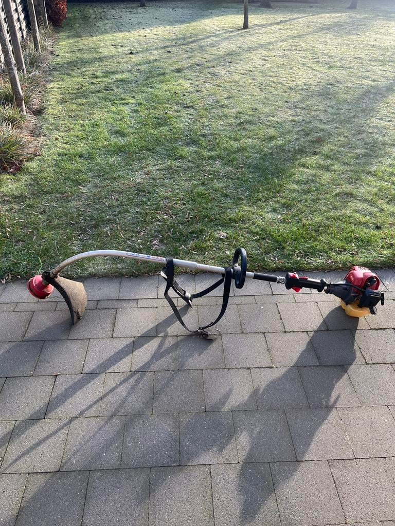 Castelgarden kantensnijder, Ophalen, Gebruikt