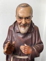 Beeld pater Pio, Verzamelen, Religie, Ophalen