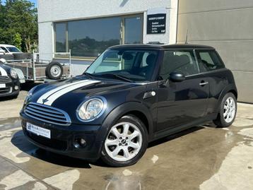 Mini Cooper - Full Option - Automaat - Benzine - Garantie beschikbaar voor biedingen