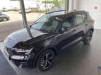 Volvo XC40 PLUS DARK B3 MHEV AUTOMAAT NIEUW, Auto's, Volvo, Stof, 1969 cc, Zwart, 120 kW