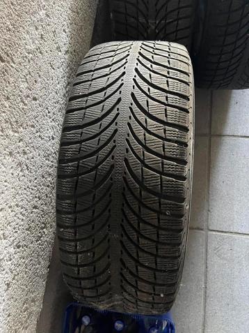 4 Pneus Neige Michelin avec jantes alu 235-55-18 Etat neuf