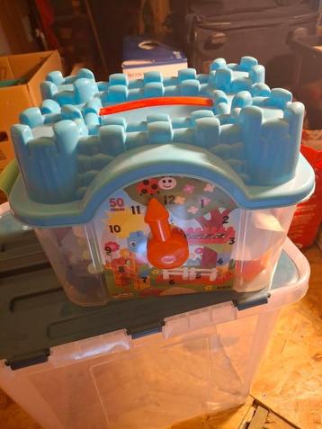 Bouwblokken beschikbaar voor biedingen