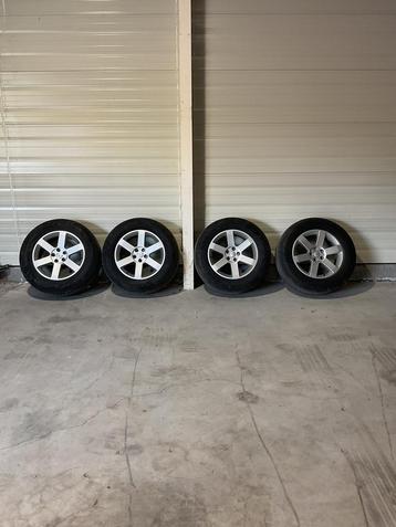 Land Rover Velgen defender beschikbaar voor biedingen