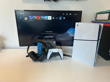 ps5 slim + Monitor + headset beschikbaar voor biedingen
