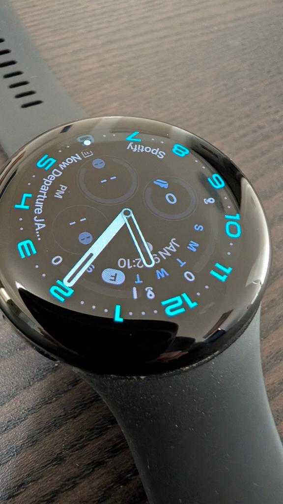 Google Pixel Watch 2 41 mm (Wifi) : In onberispelijke staat, Handtassen en Accessoires, Smartwatches, Gebruikt, Android, Zwart