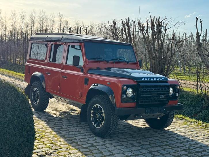 Land Rover Defender 110 Adventure 2017, Auto's, Land Rover, Particulier, 4x4, ABS, Airbags, Airconditioning, Centrale vergrendeling