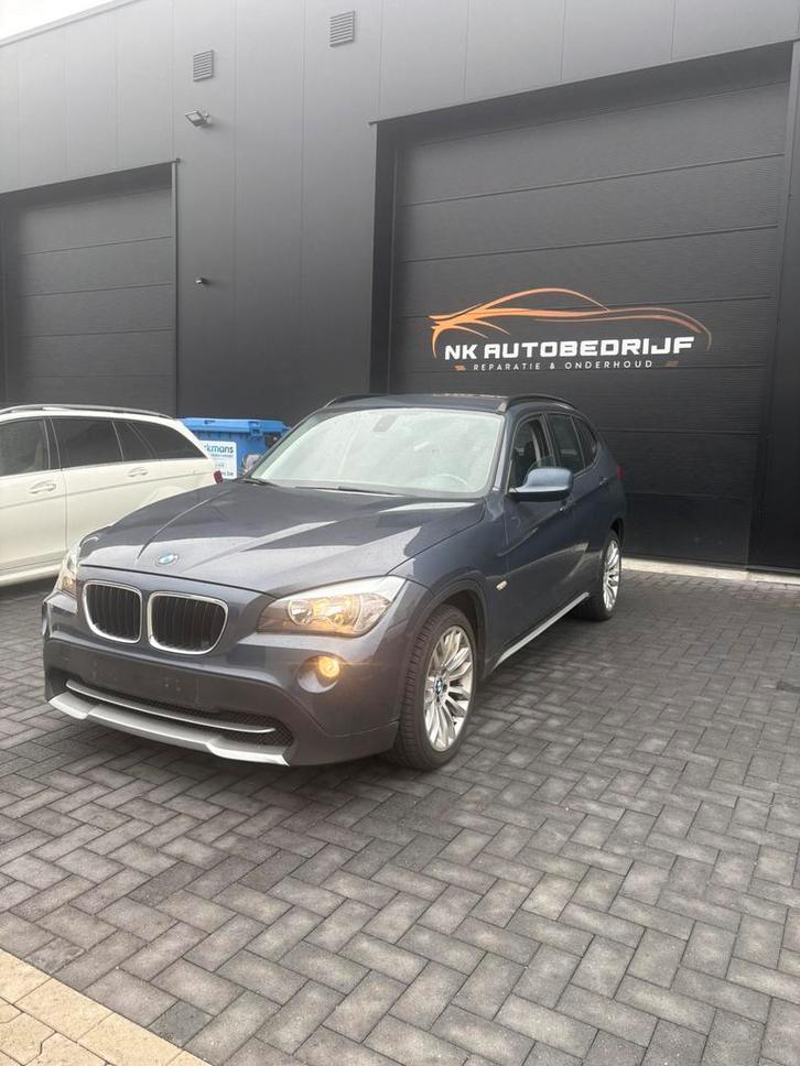 Bmw x1 automaat, Auto's, BMW, Particulier, X1, Diesel, Euro 5, SUV of Terreinwagen, 5 deurs, Automaat, Zwart, Stof, Onderhoudsboekje