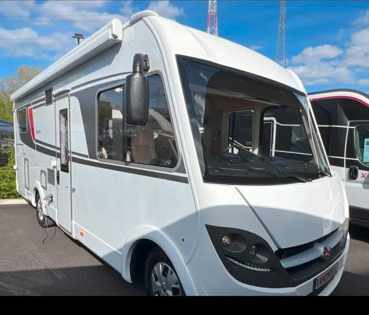 Integraal brustner mobilhome, Caravans en Kamperen, Mobilhomes, Particulier, tot en met 4, Integraal, Bürstner, Fiat, Diesel, Handgeschakeld