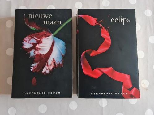 Boeken van steranijs Meyer : eclips / nieuwe maan, Livres, Fantastique, Comme neuf, Enlèvement ou Envoi