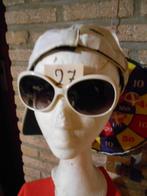 lunettes de soleil couleur blanche femme, Bijoux, Sacs & Beauté, Lunettes de Soleil & Lunettes | Femmes, Comme neuf, Enlèvement ou Envoi