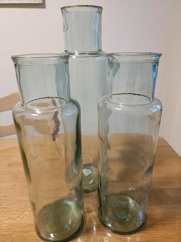 Set van 3 vazen  beschikbaar voor biedingen