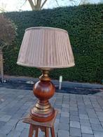 Lampe de table ancienne, Enlèvement, Utilisé