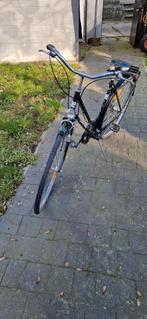 Je vends un vélo de ville de 28 pouces de marque Lugano, Ophalen, Zo goed als nieuw, Versnellingen