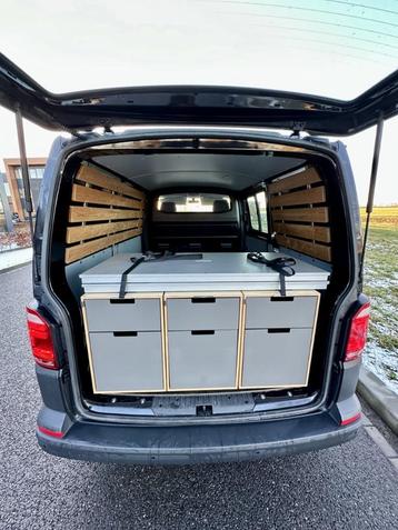 VW Transporter T6 camping module QUBIQ GX Van met luifel