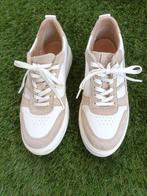Sneakers dames 39 wit/ecru Tamaris zgan, Kleding | Dames, Schoenen, Tamaris, Wit, Ophalen of Verzenden, Zo goed als nieuw