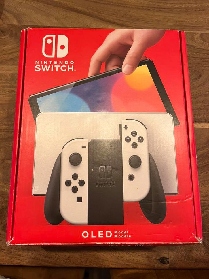 Nintendo switch Oled met extra’s, Games en Spelcomputers, Spelcomputers | Nintendo Switch, Zo goed als nieuw, Switch OLED, Ophalen